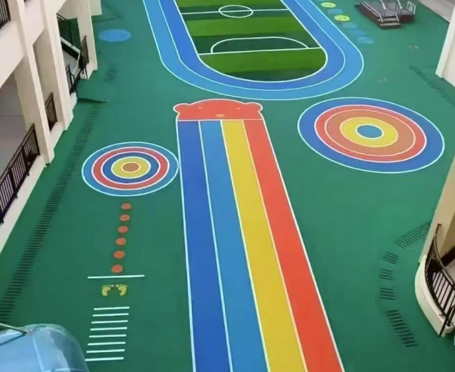 深圳市新国标塑胶跑道硅pu球场 - 方案